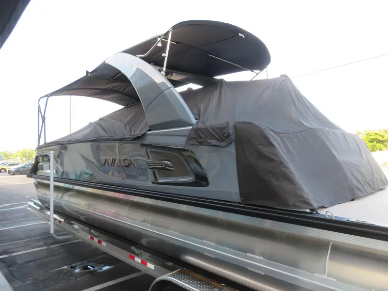 Slide: The Image of Avalon 2785 Excalibur Carbon Elite | Performance Tri toon | Sarasota, FL 34239 2026 - 95