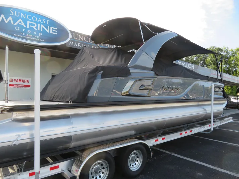 Slide: The Image of Avalon 2785 Excalibur Carbon Elite | Performance Tri toon | Sarasota, FL 34239 2026 - 96