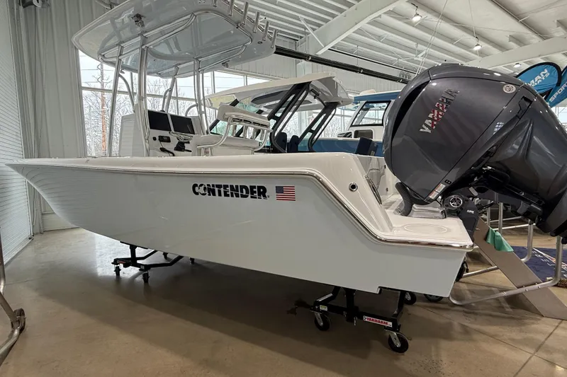 The Image of 2026 Contender 25 Tournament boat with Yamaha engine in showroom. - 10