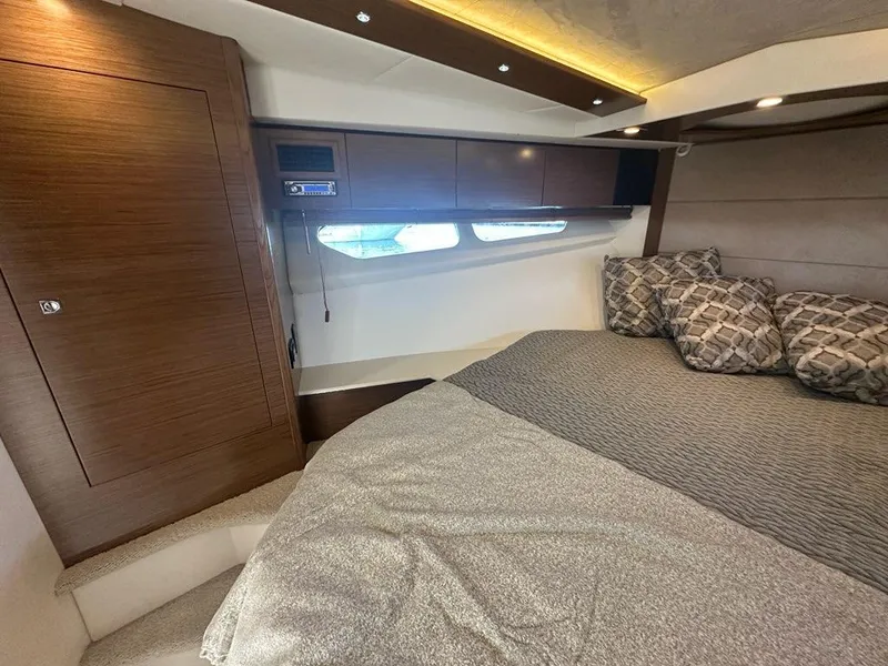 Slide: The Image of Luxurious cabin interior of 2015 Cruisers Yachts 45 Cantius with modern design. - 37