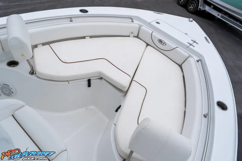 Slide: The Image of Sea Hunt Ultra 235 SE 2018 - 10