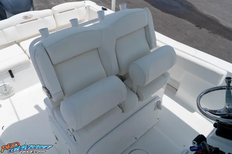 Slide: The Image of Sea Hunt Ultra 235 SE 2018 - 15