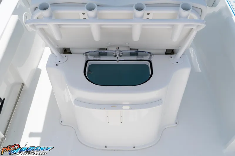 Slide: The Image of Sea Hunt Ultra 235 SE 2018 - 23