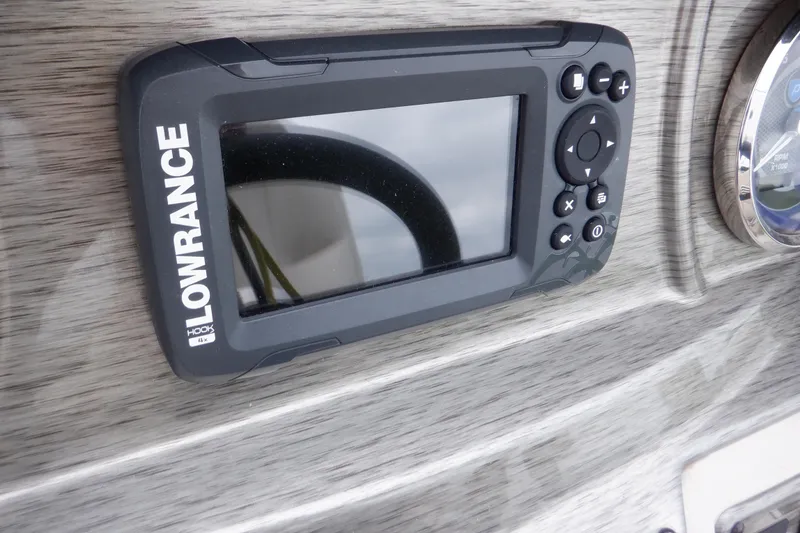 Slide: The Image of Lowrance fish finder on 2019 Premier 220 SunSation boat dashboard. - 32