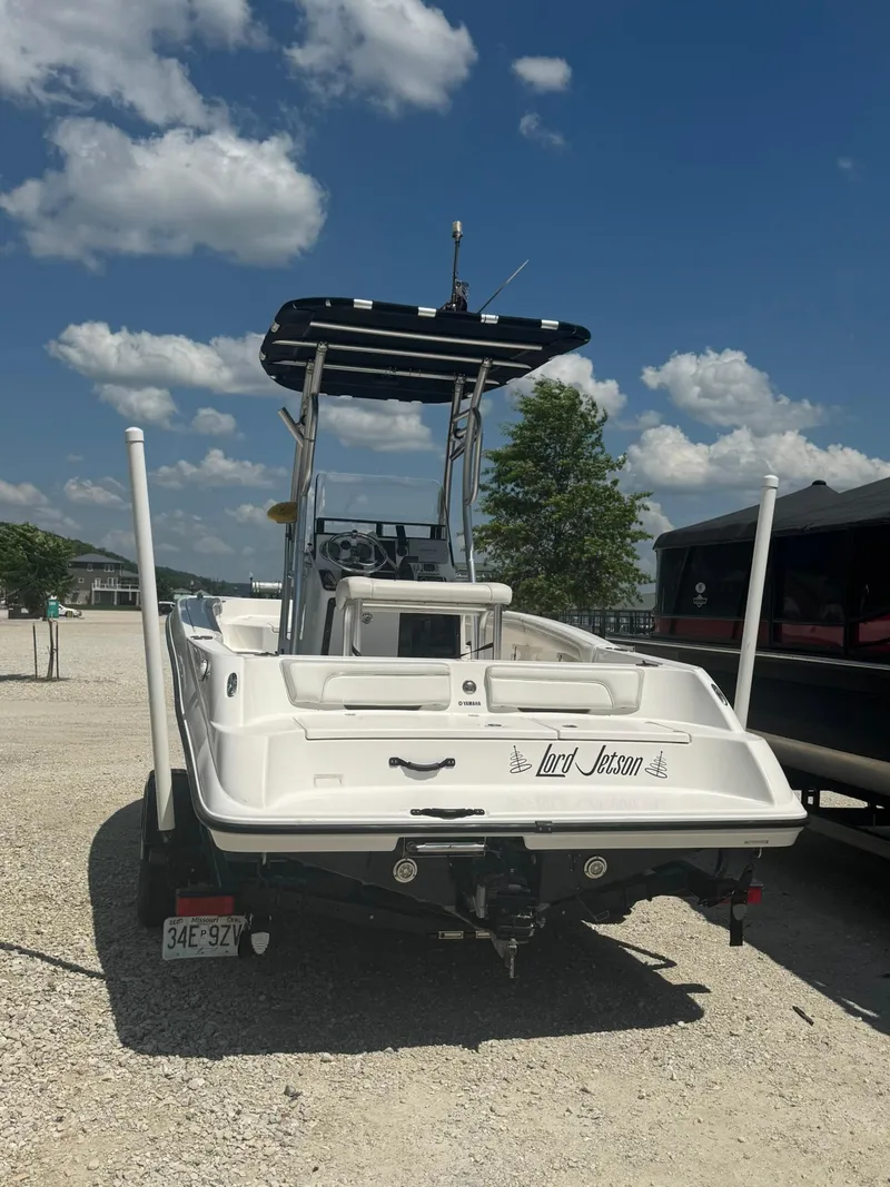 Slide: The Image of Yamaha FSH 190 2016 - 2