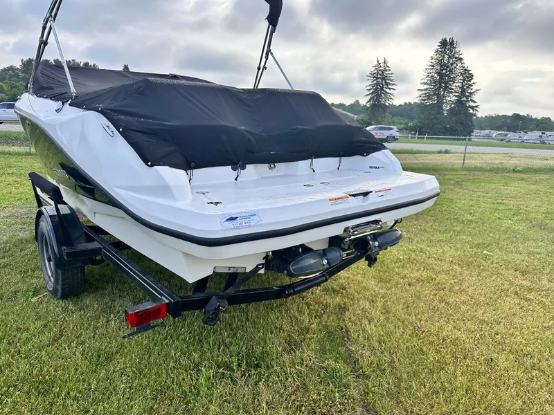 Slide: The Image of Scarab 215 Jet Boat 2020 - 3