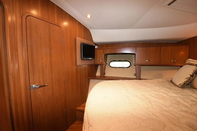 Slide: The Image of Master Stateroom - 14