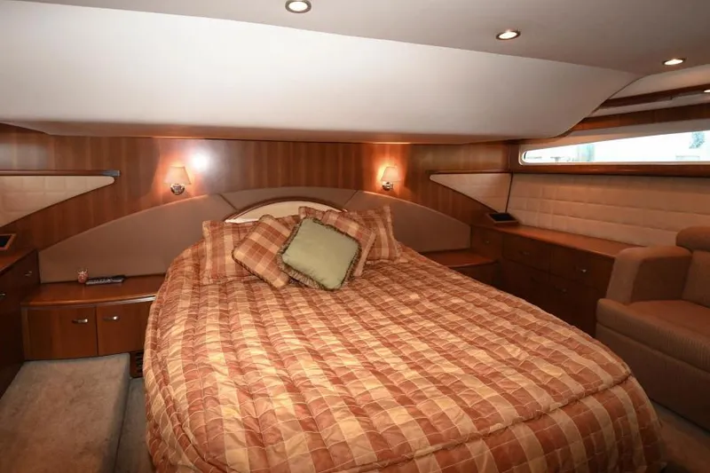 Slide: The Image of Guest Stateroom - 16
