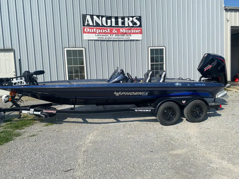 The Image of 2026 Phoenix 921 2 Elite X boat at Angler's Outpost & Marine, Lancaster, KY. - 1