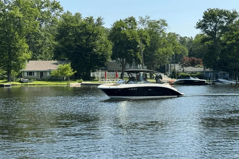 Slide: The Image of Sea Ray SDX 270 2018 - 5