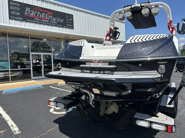 Slide: The Image of Nautique G25 2018 - 3