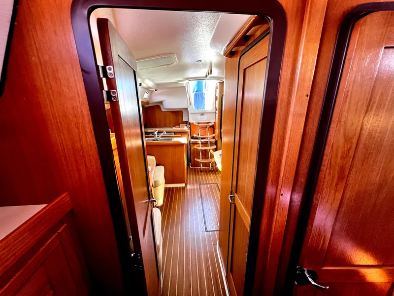 Slide: The Image of Catalina 350 2007 - 51