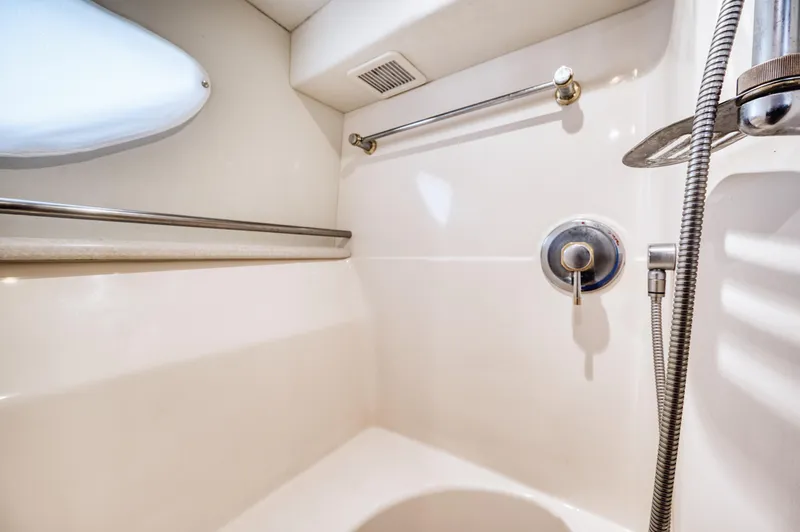 Slide: The Image of Luxurious bathroom on a 2003 Silverton 43 Motor Yacht. - 35