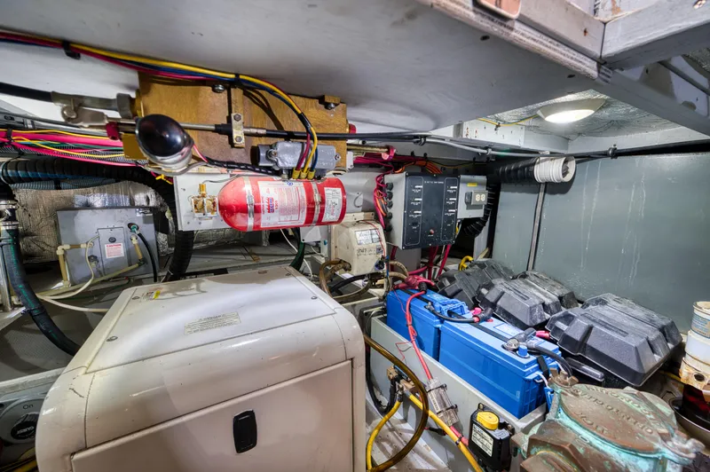 Slide: The Image of Silverton 43 Motor Yacht 2003 - 55