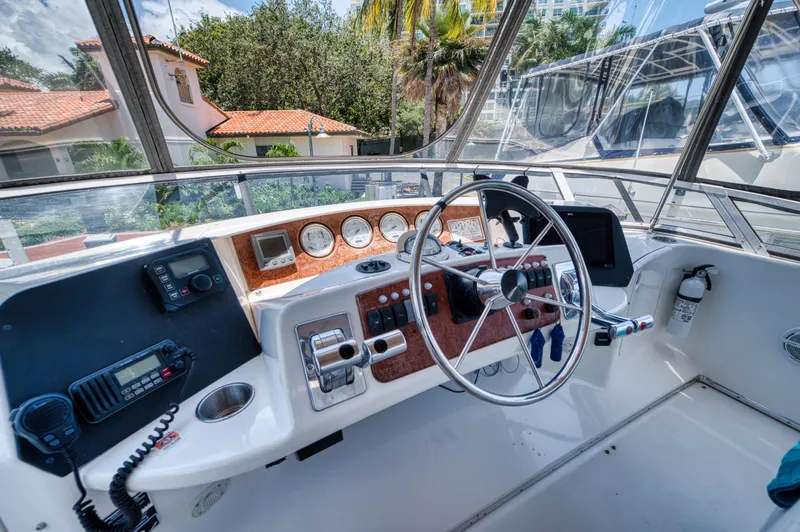 Slide: The Image of Silverton 43 Motor Yacht 2003 - 60