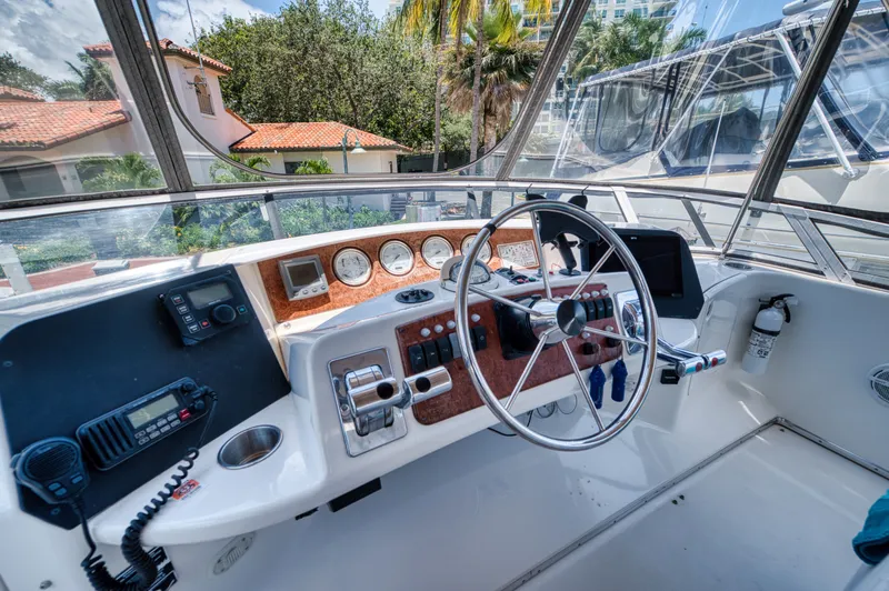 Slide: The Image of Silverton 43 Motor Yacht 2003 - 71