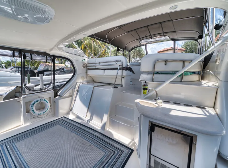 Slide: The Image of Silverton 43 Motor Yacht 2003 - 73