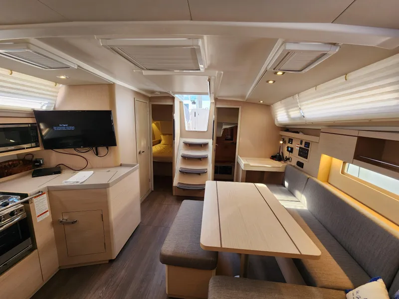 Slide: The Image of Beneteau Oceanis 40.1 2022 - 58