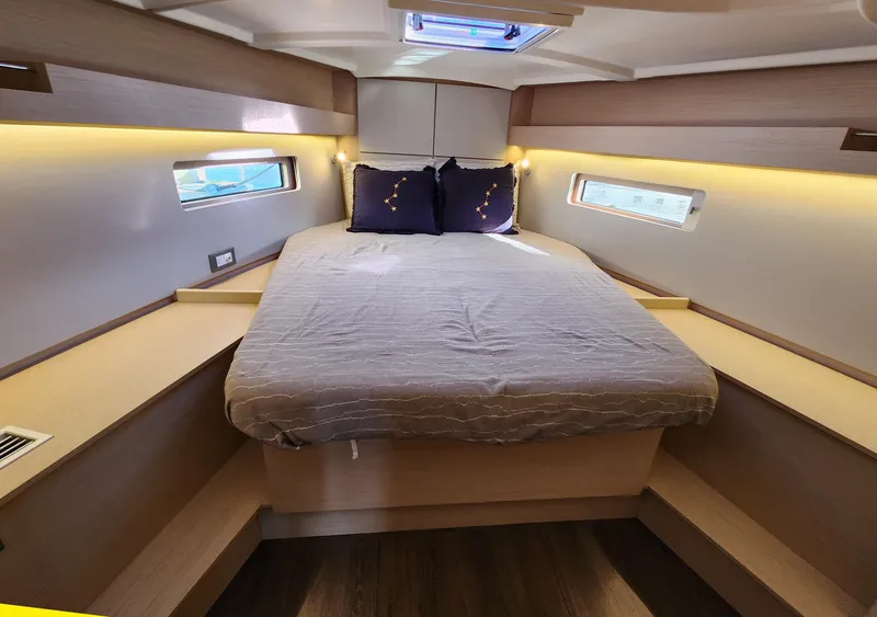 Slide: The Image of Beneteau Oceanis 40.1 2022 - 59