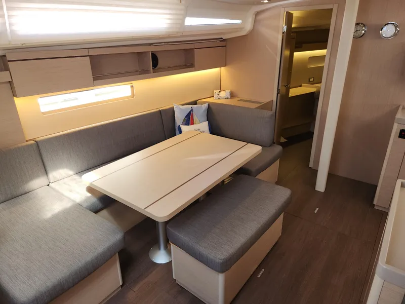 Slide: The Image of Beneteau Oceanis 40.1 2022 - 69