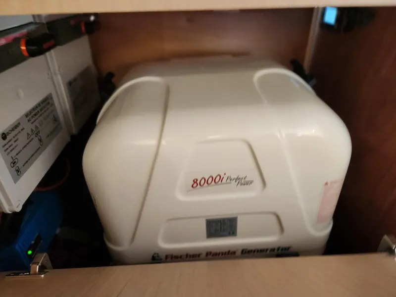 Slide: The Image of Beneteau Oceanis 40.1 2022 - 77