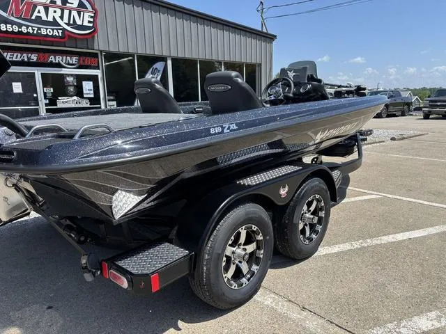 Slide: The Image of Phoenix Bass Boat 819 ZXL 2026 - 3