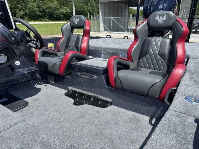 Slide: The Image of Phoenix Bass Boat 920 Elite X 2026 - 10