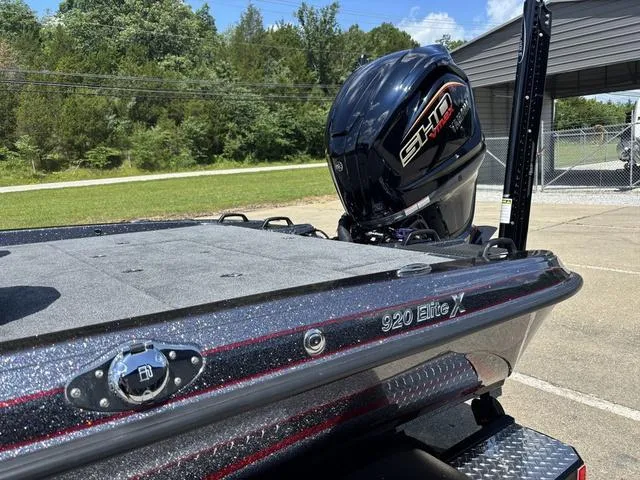 Slide: The Image of Phoenix Bass Boat 920 Elite X 2026 - 11