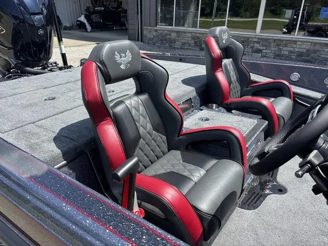 Slide: The Image of Phoenix Bass Boat 920 Elite X 2026 - 6