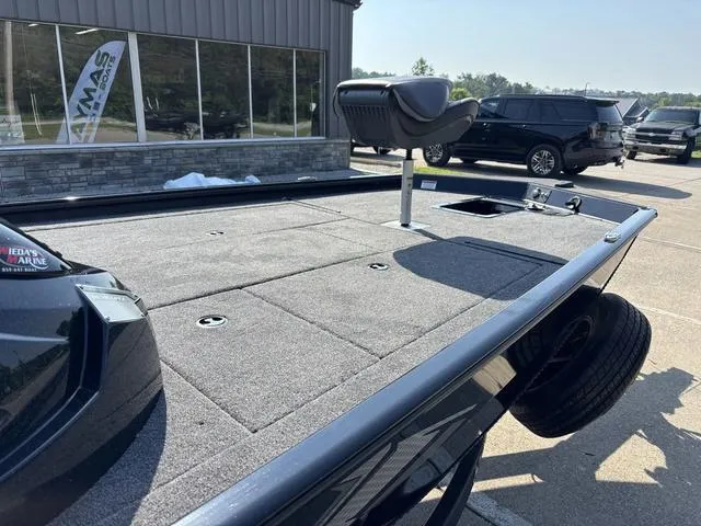 Slide: The Image of Lund 1975 Renegade 2025 - 6