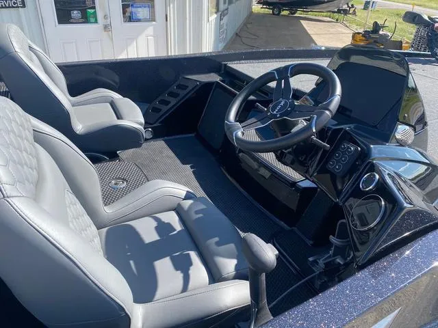 Slide: The Image of Ikon VLX 20 2026 - 7