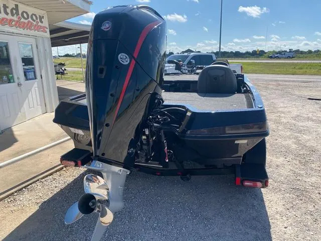 Slide: The Image of Ikon VLX 20 2026 - 9