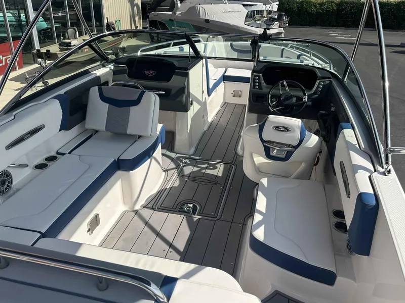 Slide: The Image of Chaparral 247 SSX 2022 - 10