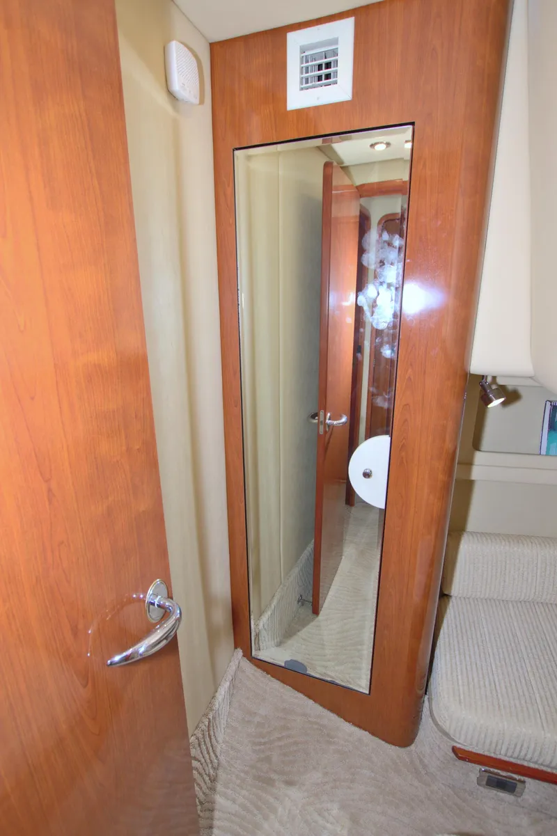 Slide: The Image of Sea Ray 480 Motor Yacht 2003 - 55