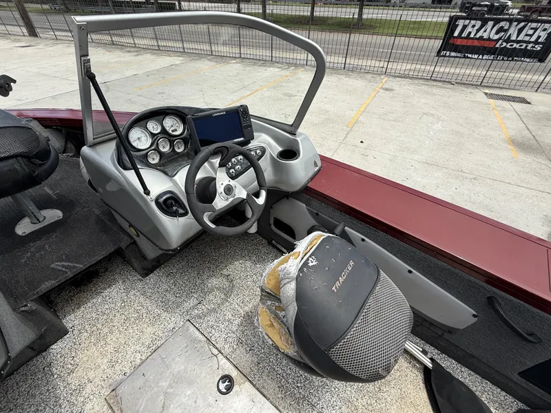 Slide: The Image of Tracker Targa V-18 Combo 2015 - 6