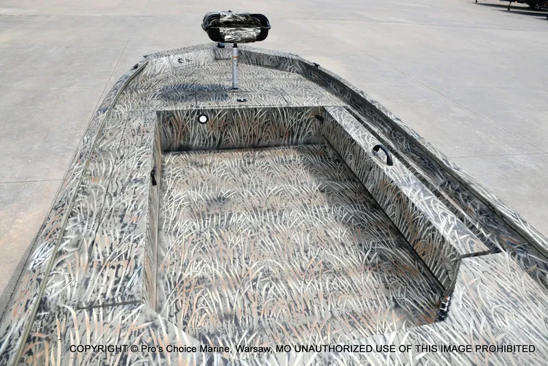 Slide: The Image of Tracker Grizzly 1654 T Sportsman 2026 - 10