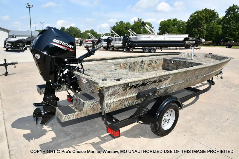 Slide: The Image of Tracker Grizzly 1654 T Sportsman 2026 - 15
