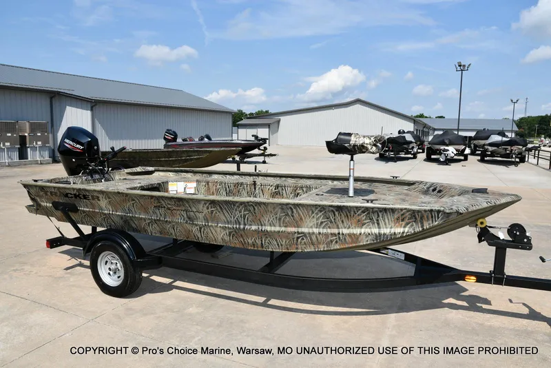 Slide: The Image of Tracker Grizzly 1654 T Sportsman 2026 - 50