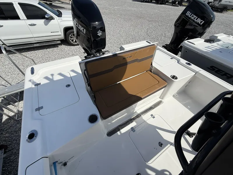 Slide: The Image of Sea Pro 250 Bay WITH ZIP WAKE TABS 2026 - 8