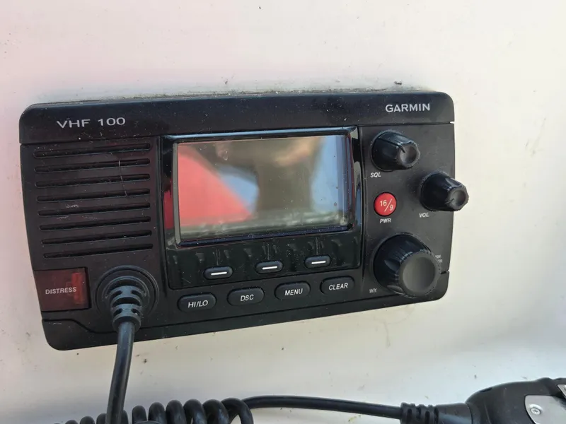 Slide: The Image of Garmin VHF 100 radio on 1996 Wellcraft Excel 23 Walk Around boat. - 15