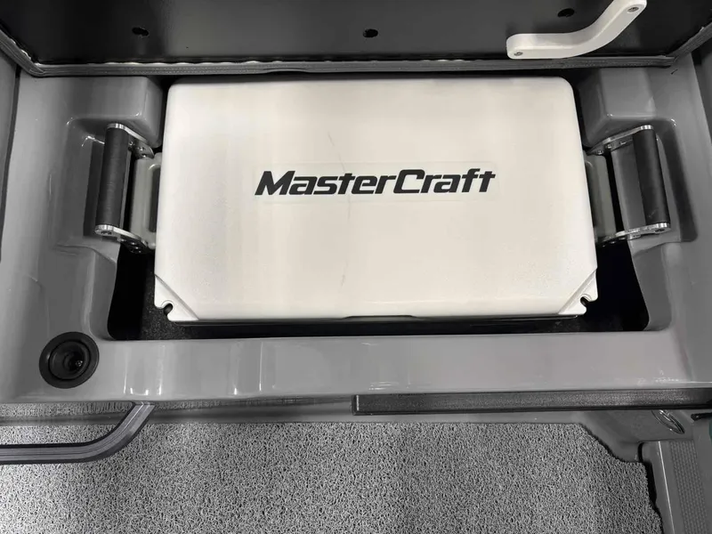 Slide: The Image of MasterCraft NXT22 2025 - 13