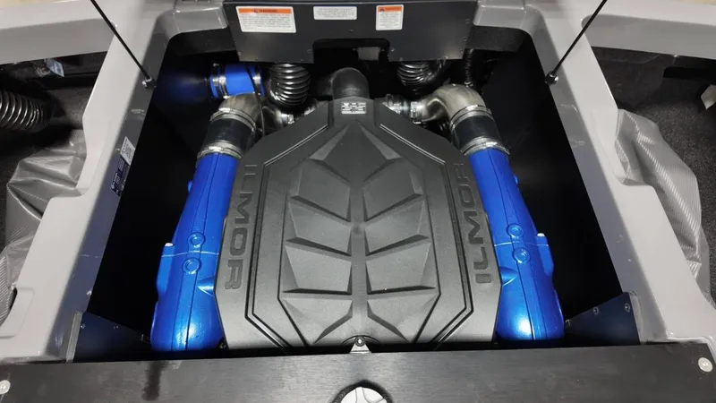 Slide: The Image of MasterCraft NXT22 2025 - 18