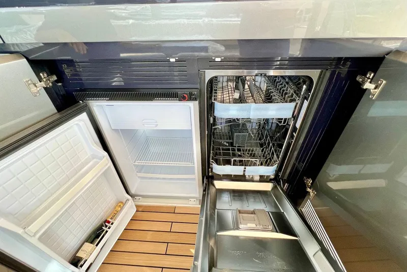Slide: The Image of Manufacturer Provided Image - 52