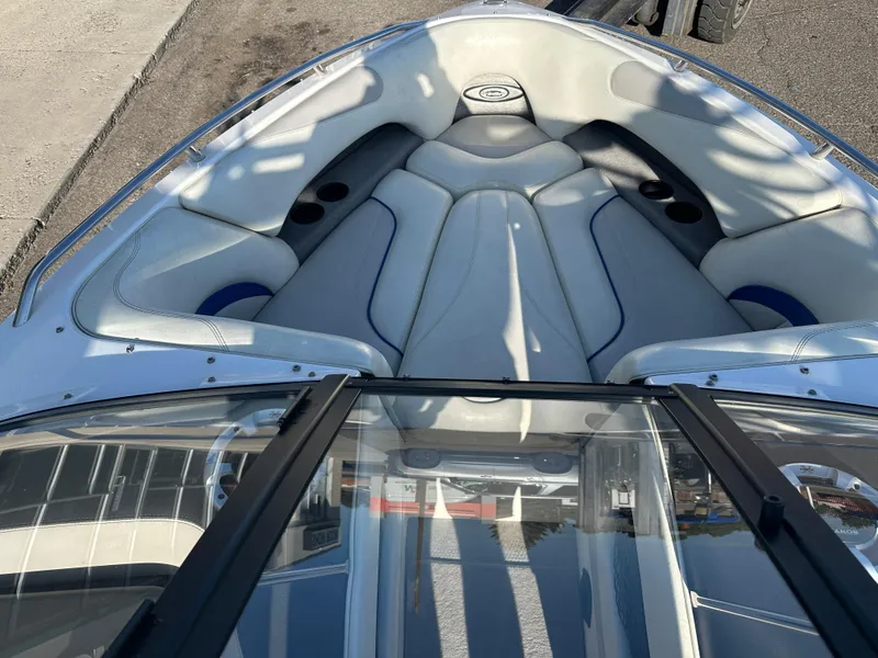 Slide: The Image of Malibu Wakesetter 23 LSV 2004 - 10