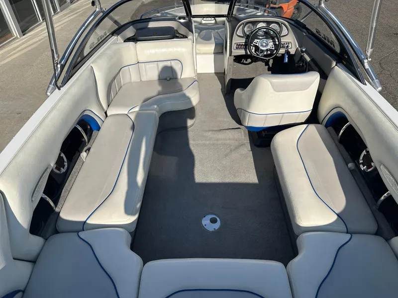 Slide: The Image of Malibu Wakesetter 23 LSV 2004 - 6