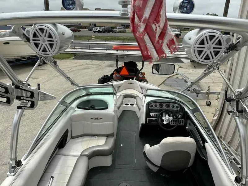 Slide: The Image of MasterCraft X10 2005 - 12