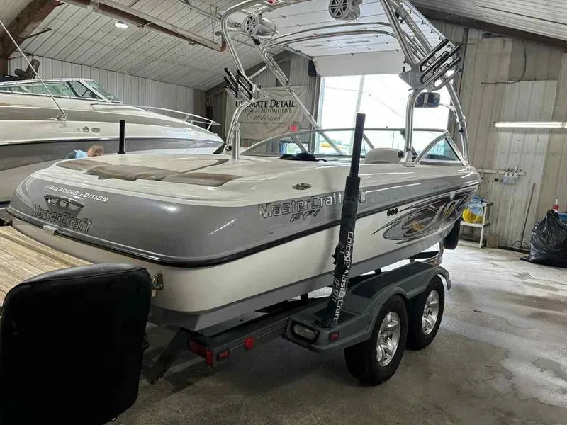 Slide: The Image of MasterCraft X10 2005 - 5