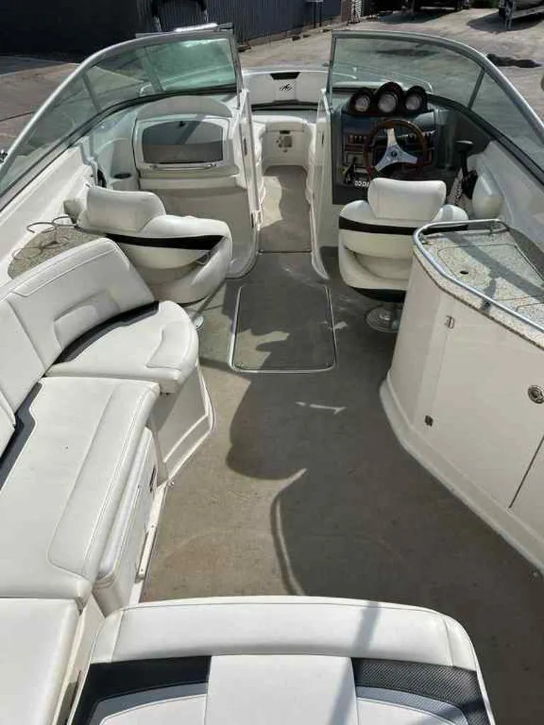 Slide: The Image of Monterey 254FS 2010 - 15