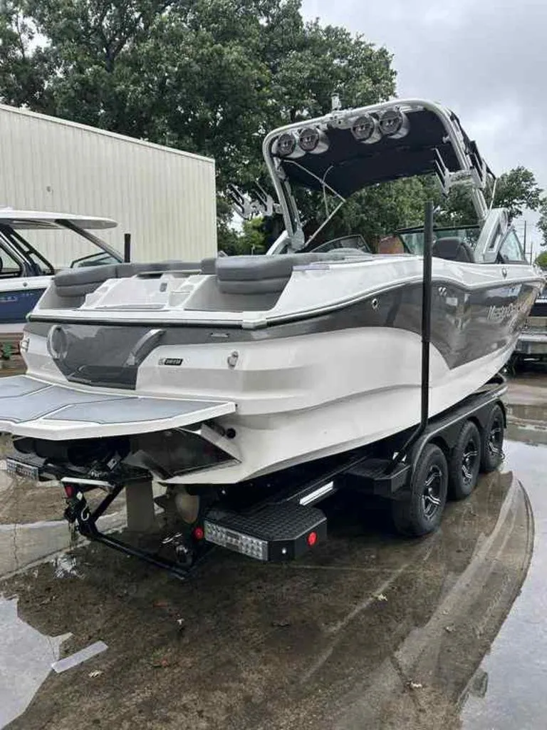 Slide: The Image of MasterCraft X26 2022 - 2