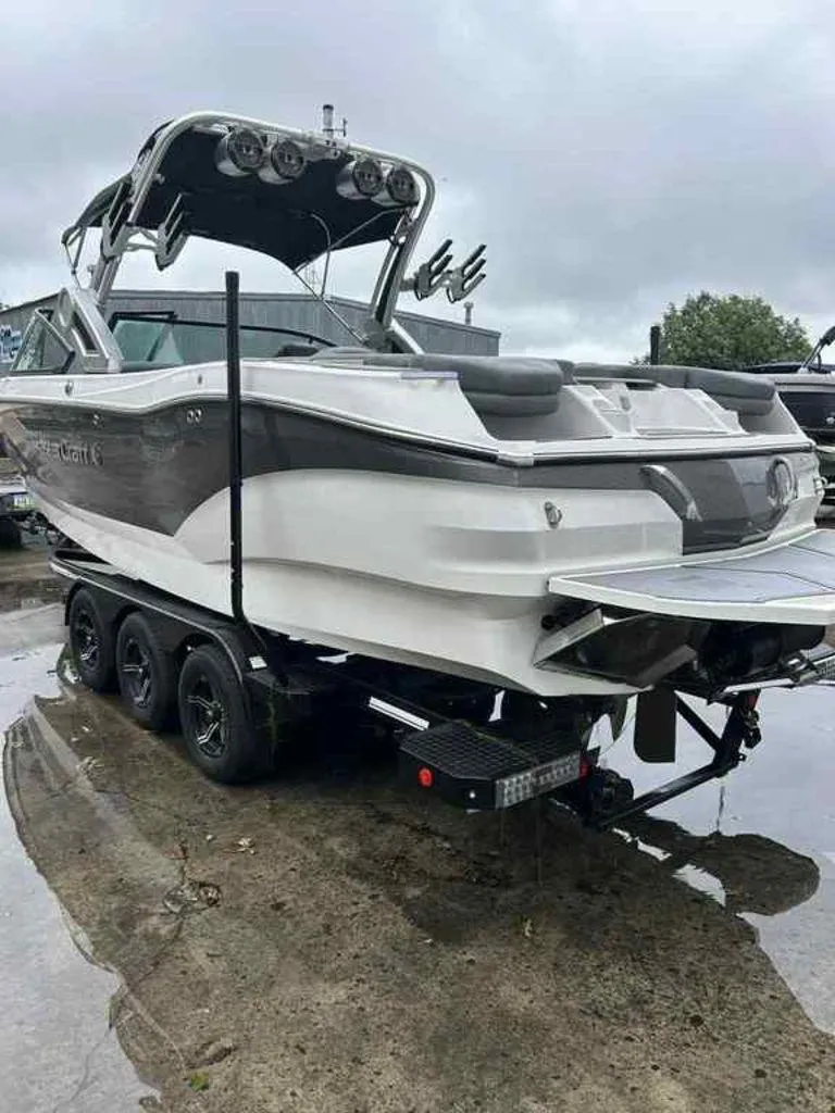 Slide: The Image of MasterCraft X26 2022 - 8